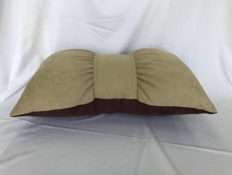 Romsey Bedding 五星級摩卡蝴蝶午安護腰枕，雙色 (高端麂皮)