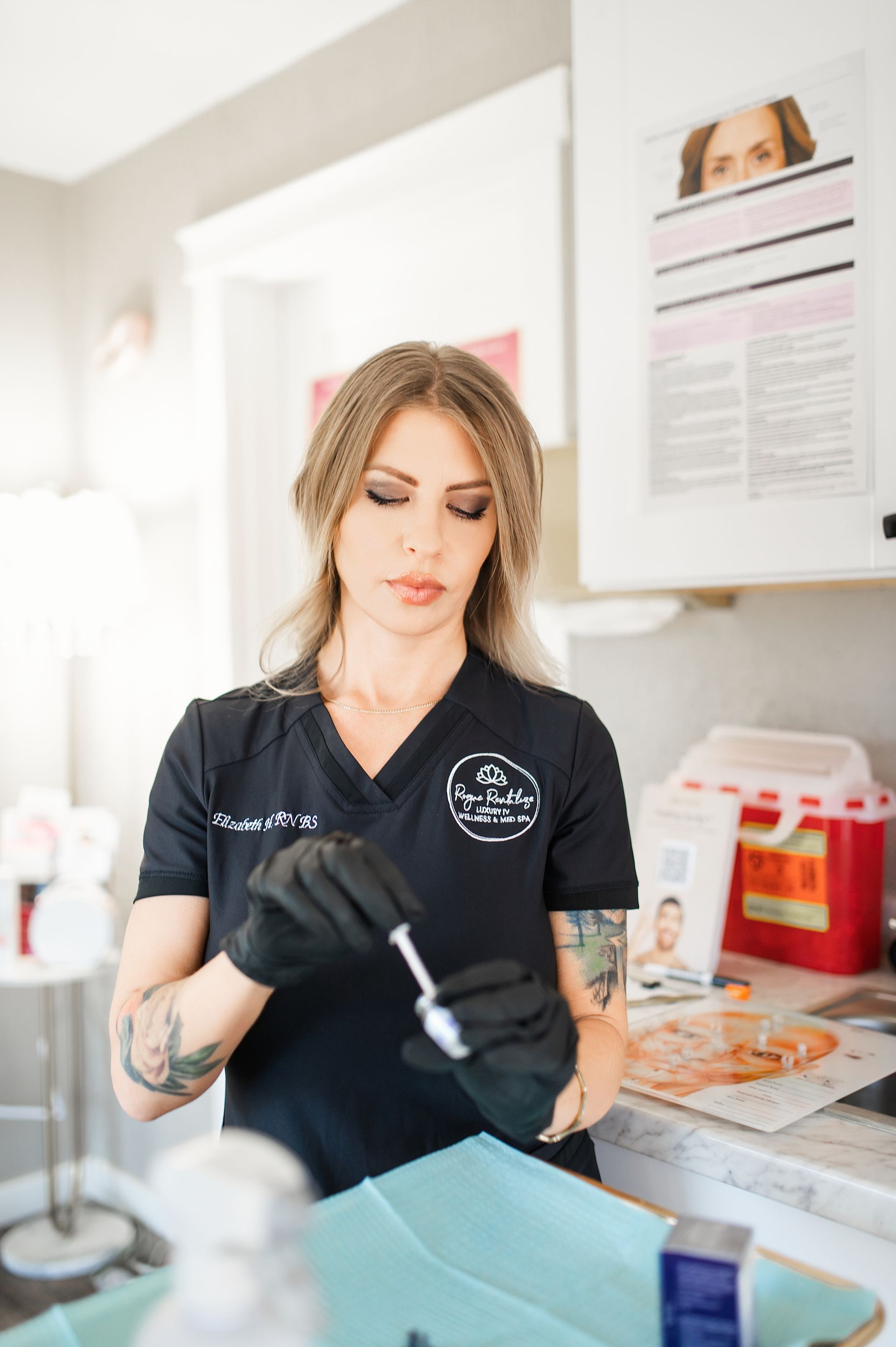 A group of women are sitting in recliner chairs in a room.