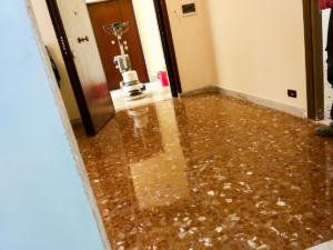 lucidatura pavimenti condominio