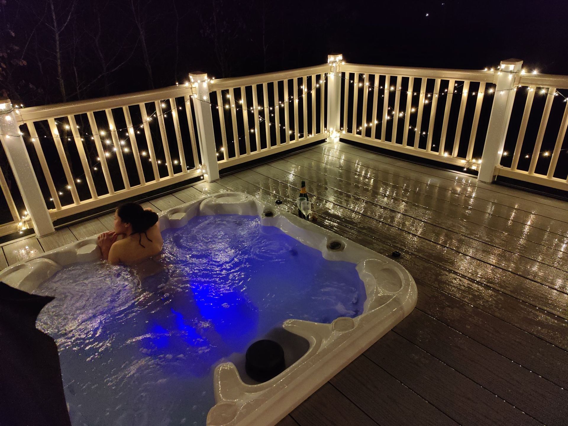 Hot tub