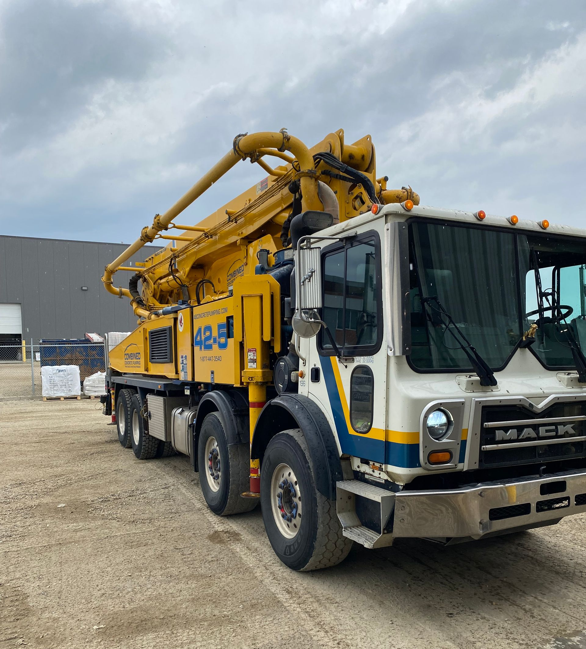 used 2016 Putzmeister 42m concrete pump for sale