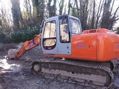 Attrezzatura per scavi per fondamenta a Como