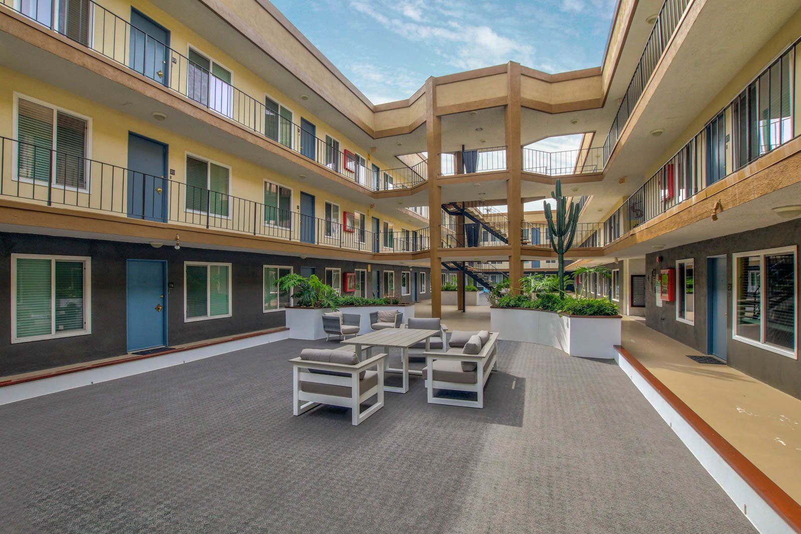 courtyard at the Heights