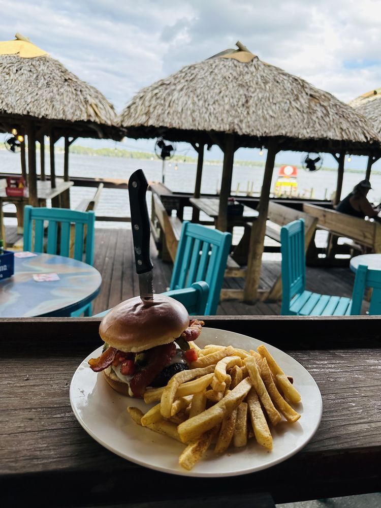 tarpon-turtle-waterfront