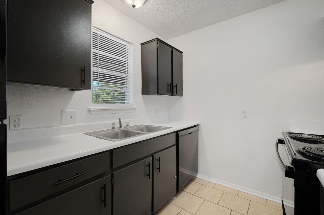 photo showing a remodeled kitchen