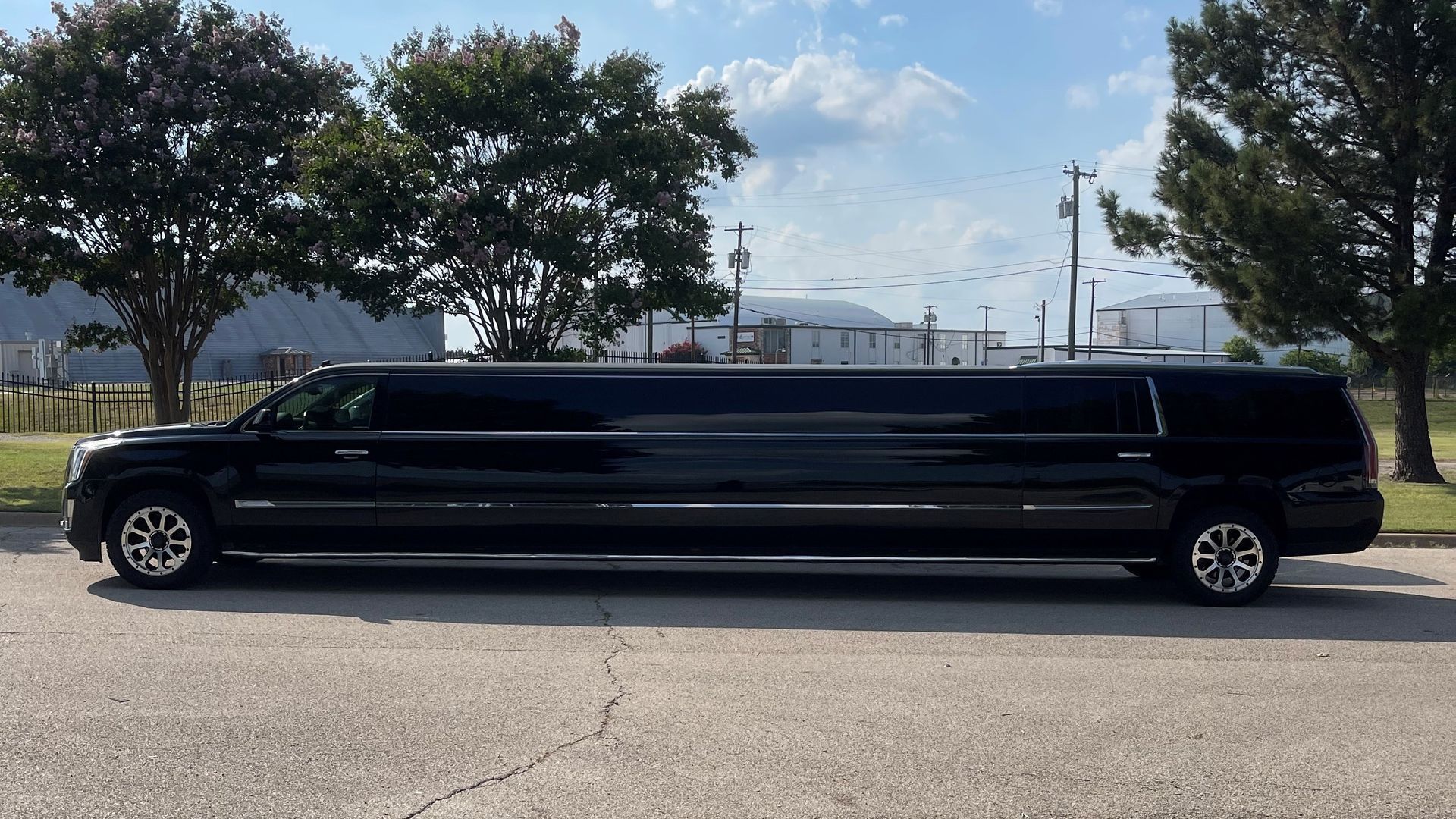Hummer stretch limo