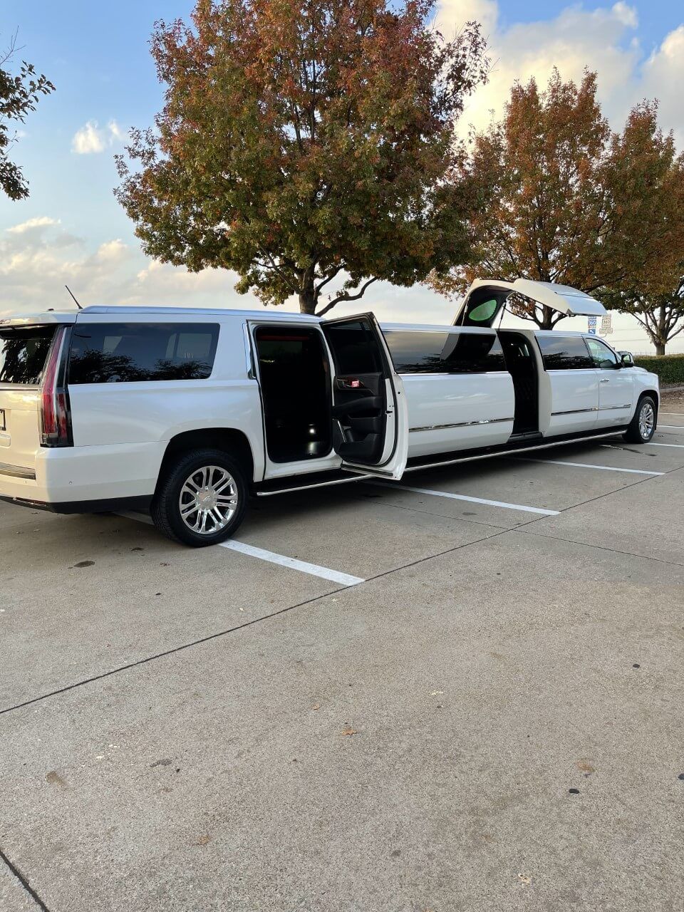 Cadillac Escalade limo service Frisco TX