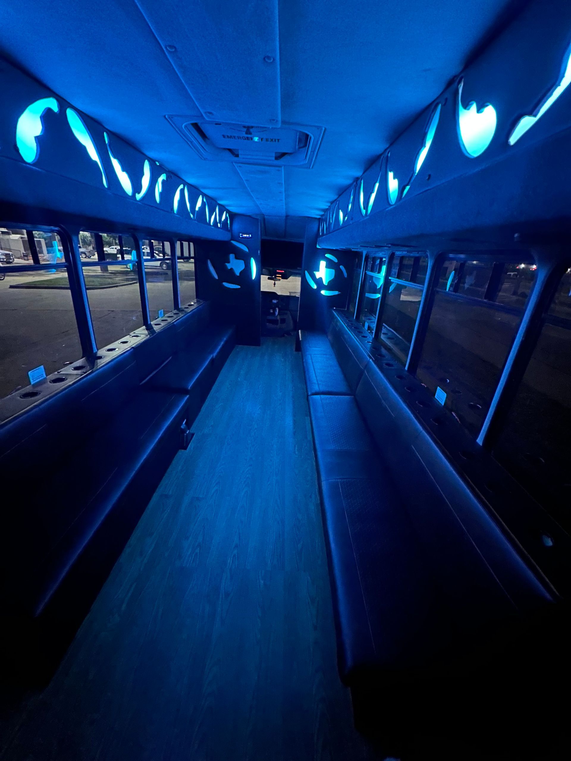 Party Bus Blue Ribbon LImo