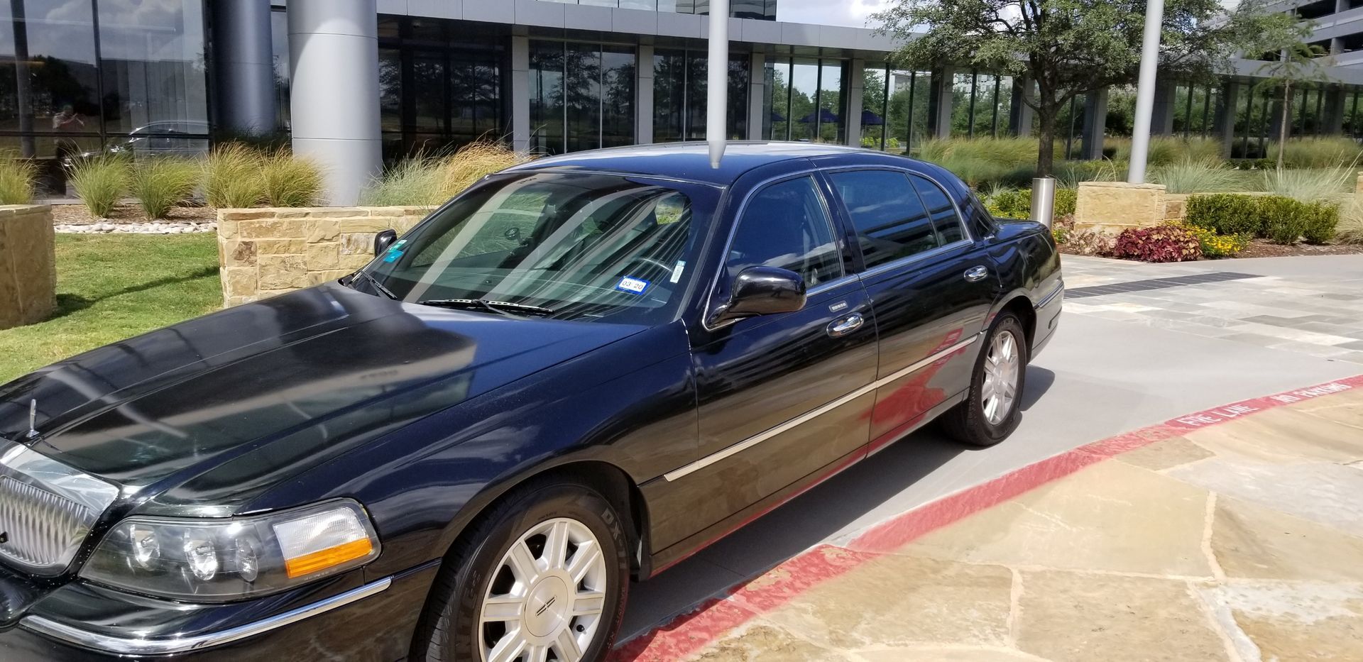 Blue Ribbon Limo Service 
Aubrey TX Town Car