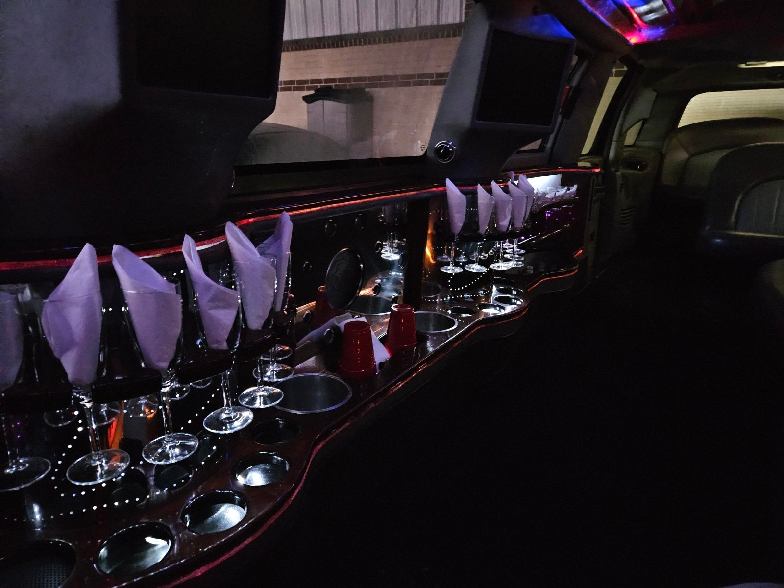 Blue Ribbon Limo Stretch Limo Mickinney, Allen, Prosper, Dallas TX