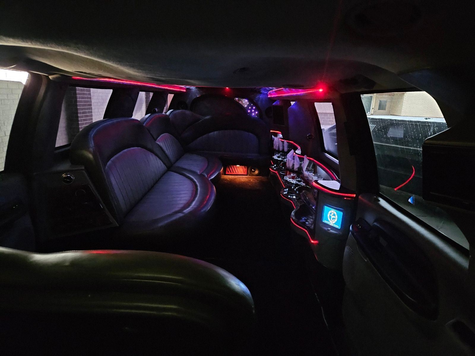 Blue Ribbon Limo Stretch Limo Mickinney, Allen, Prosper, Dallas TX