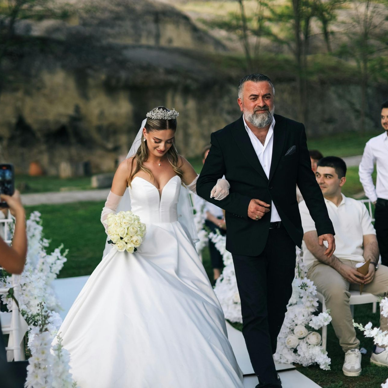 Blue Ribbon Limo - McKinney Texas Wedding transportation and transportation planning