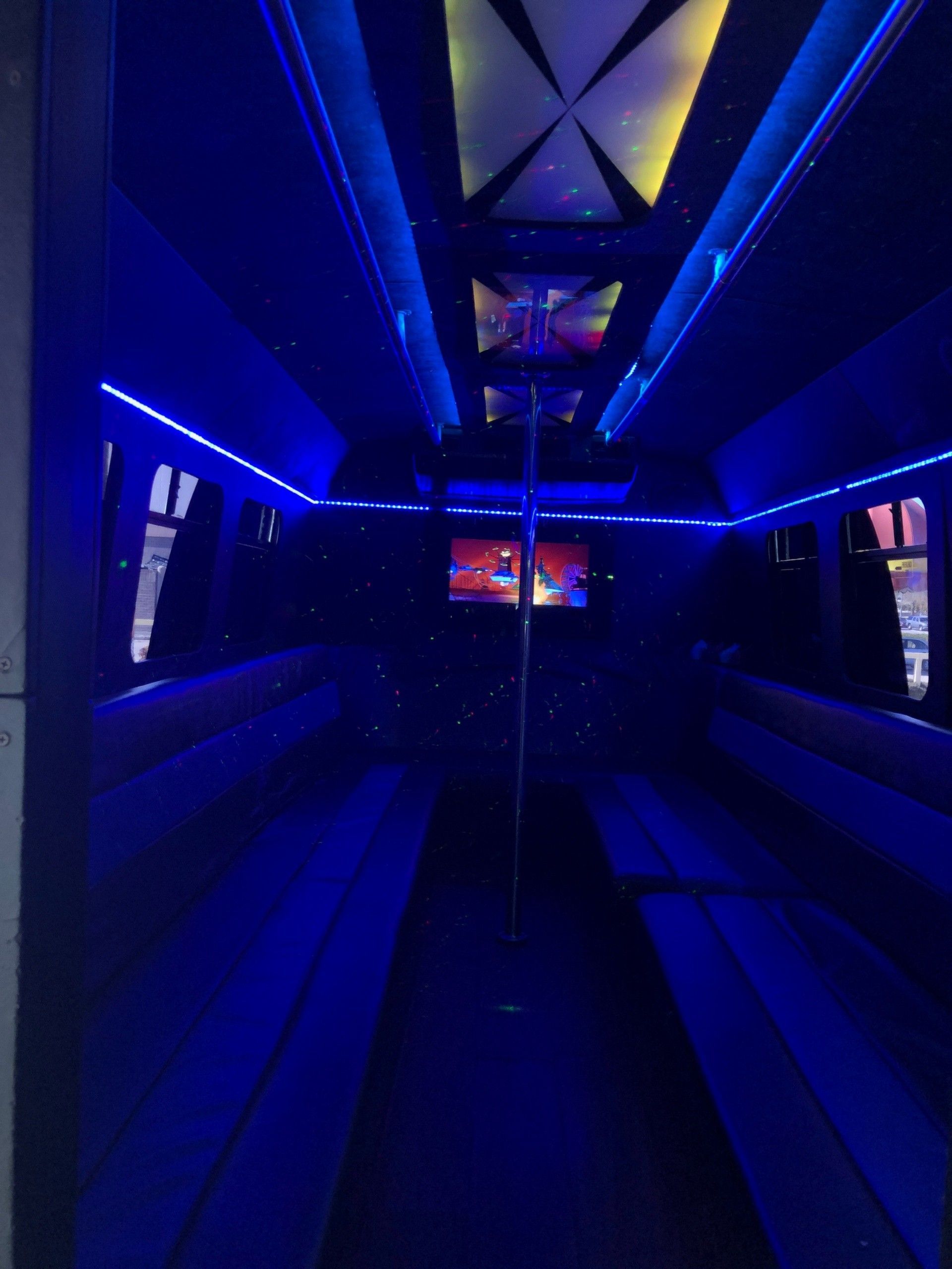 Blue Ribbon Limo Party Bus Mickinney, Allen, Prosper, Dallas TX