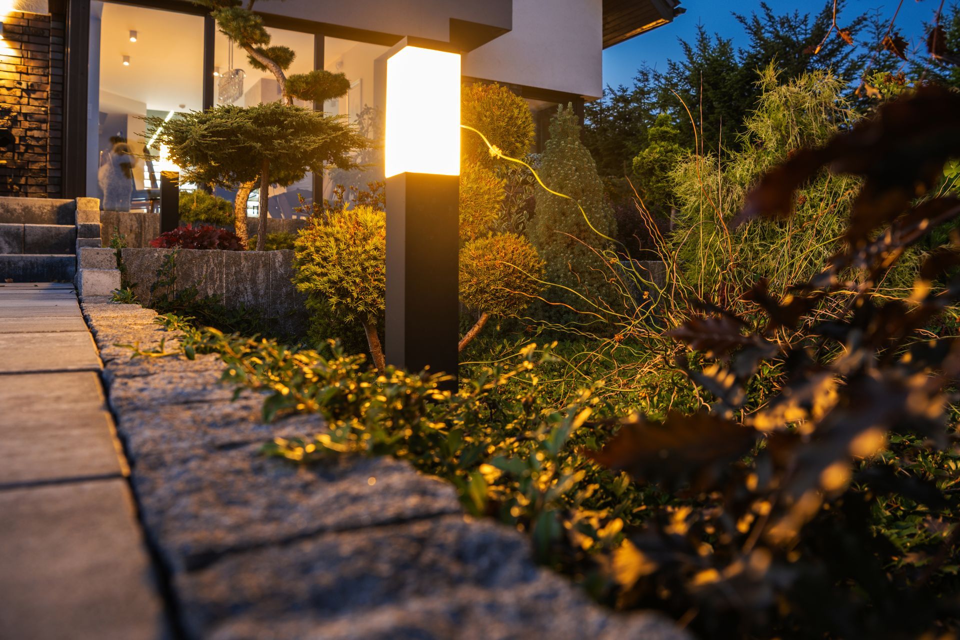 landscape lighting near the pathway
