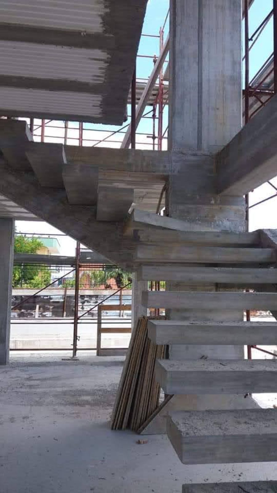 scala esterna in cemento armato