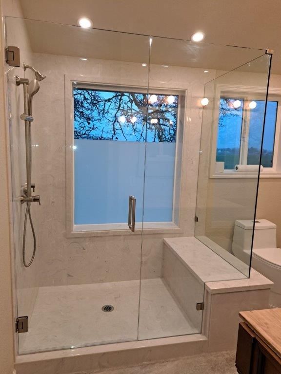 Attractive Bathroom — Springfield, OR — Lane Marble Interiors Inc.