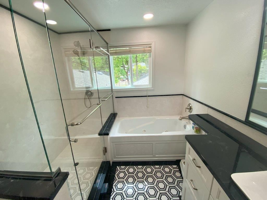 Brand New Modern Bathroom — Springfield, OR — Lane Marble Interiors Inc.