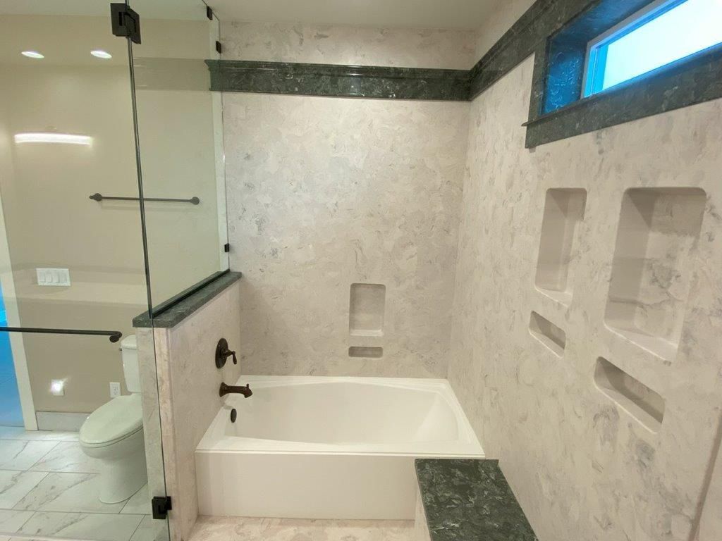 Lovely Bathroom — Springfield, OR — Lane Marble Interiors Inc.