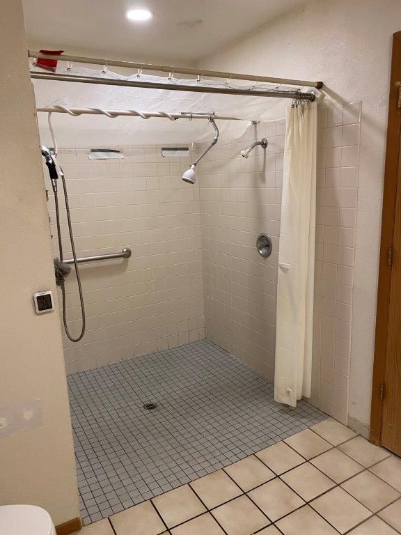 Stunning Bathroom — Springfield, OR — Lane Marble Interiors Inc.