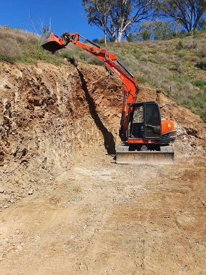 Earthmoving Equipment in Tamworth Dan's Excavator Hire