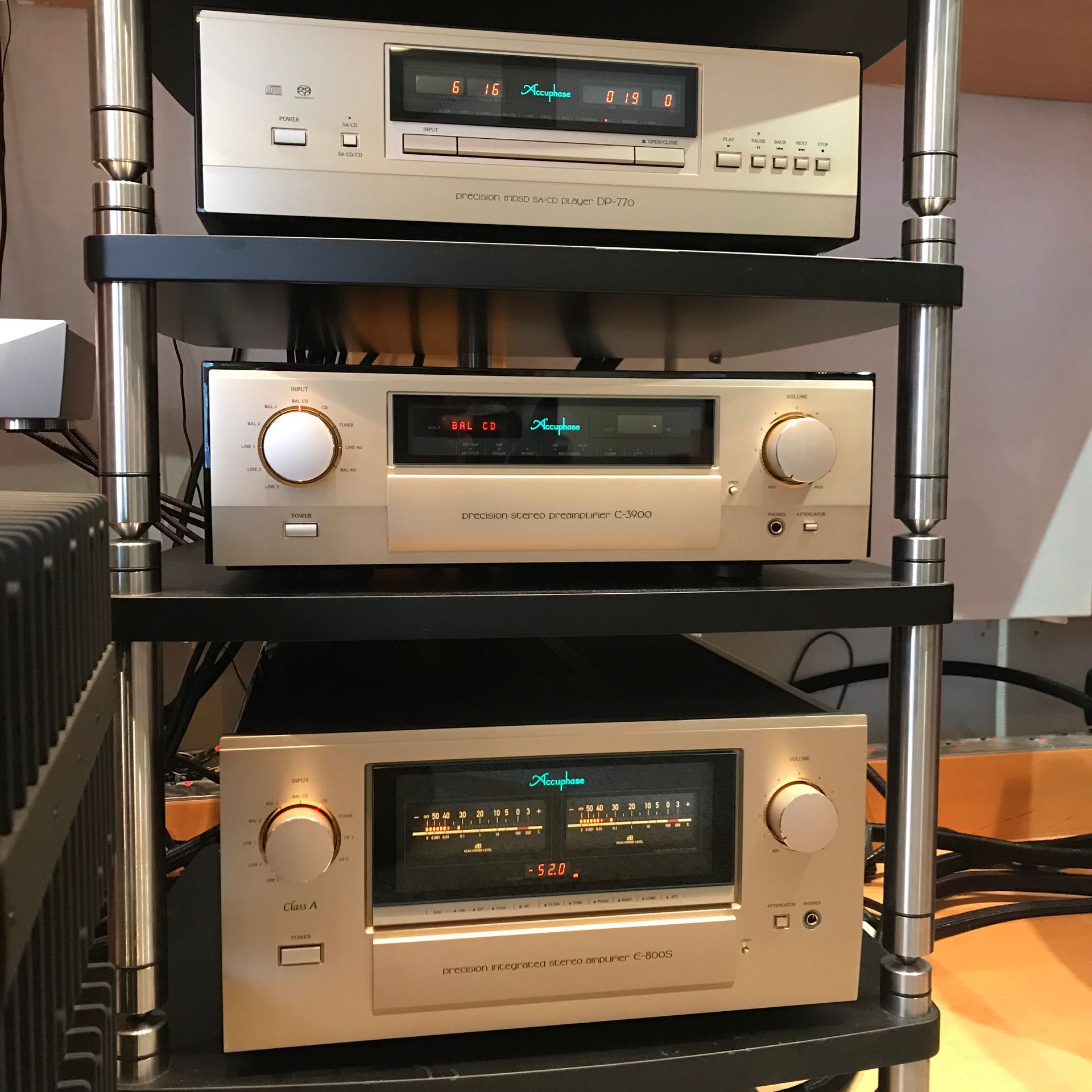 e-800-accuphase