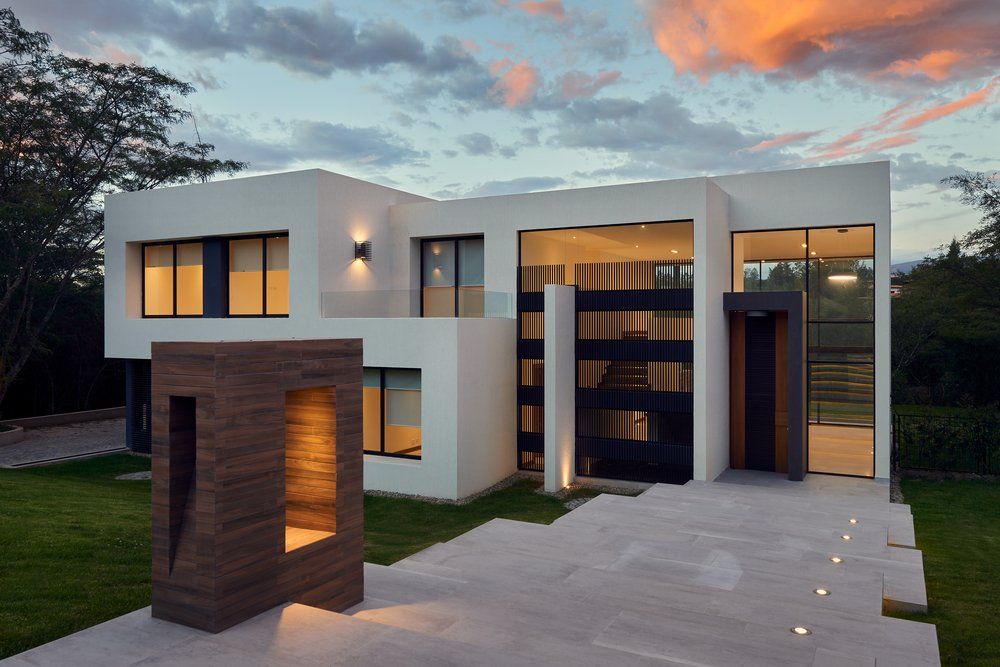 Modern black and white house — New Homes in Wamberal, NSW