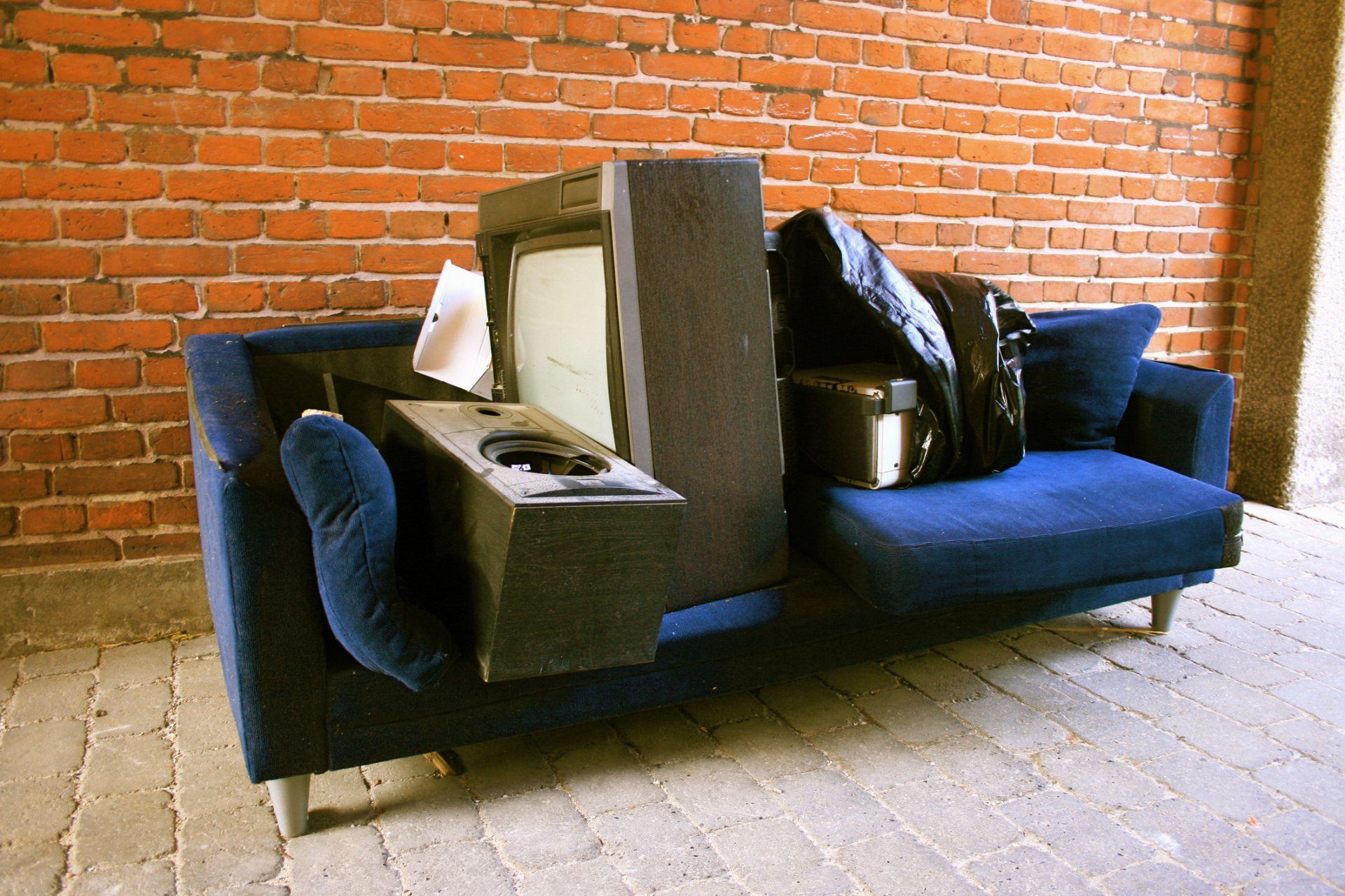 Junk Removal — Park Ridge, IL — Park Ridge Pickups Junk Removal — Park Ridge, IL — Park Ridge Pickups