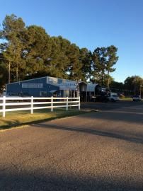 outside of leos service center