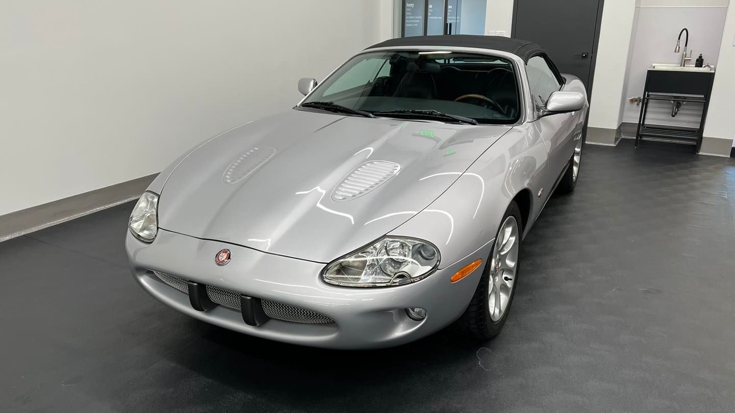 Jaguar XKR