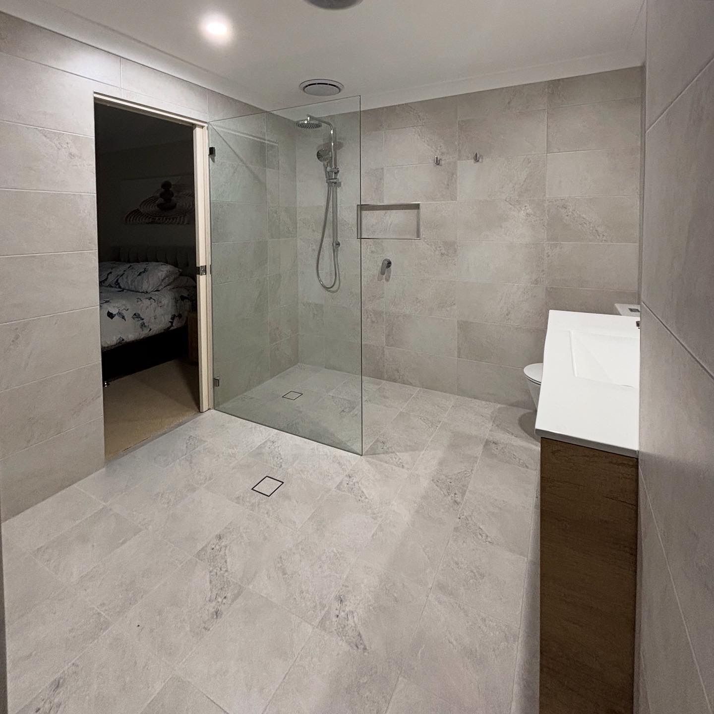 Bathroom With Gray Tile Walls and Floor, Glass Shower — Edmonds Bathroom Renovations & Tiling In Port Macquarie, NSW