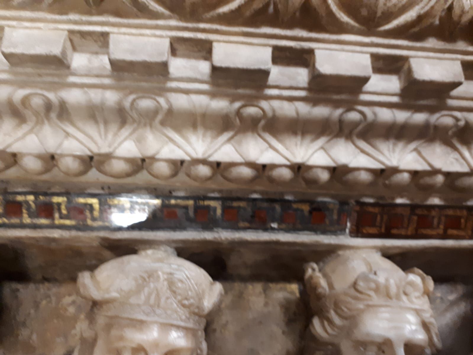 Tessere di vetro pulpito Duomo di Siena