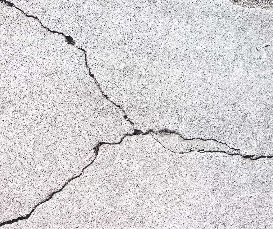 house foundation crack
