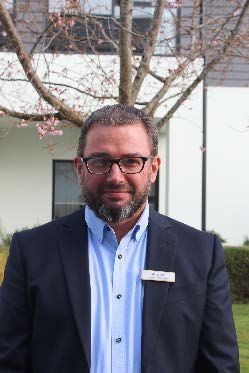 Lisa Alpine View village team member