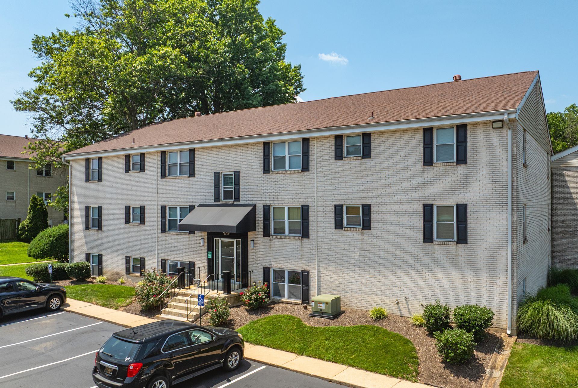 Brookbend Apartments