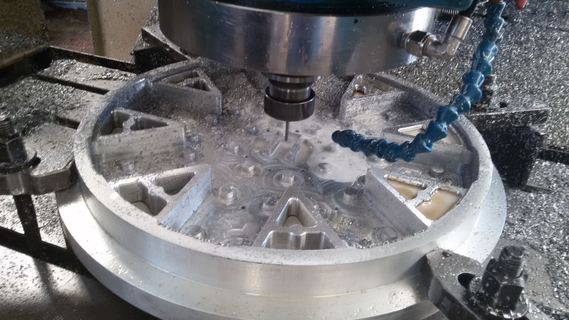 fresatura di componenti in metallo