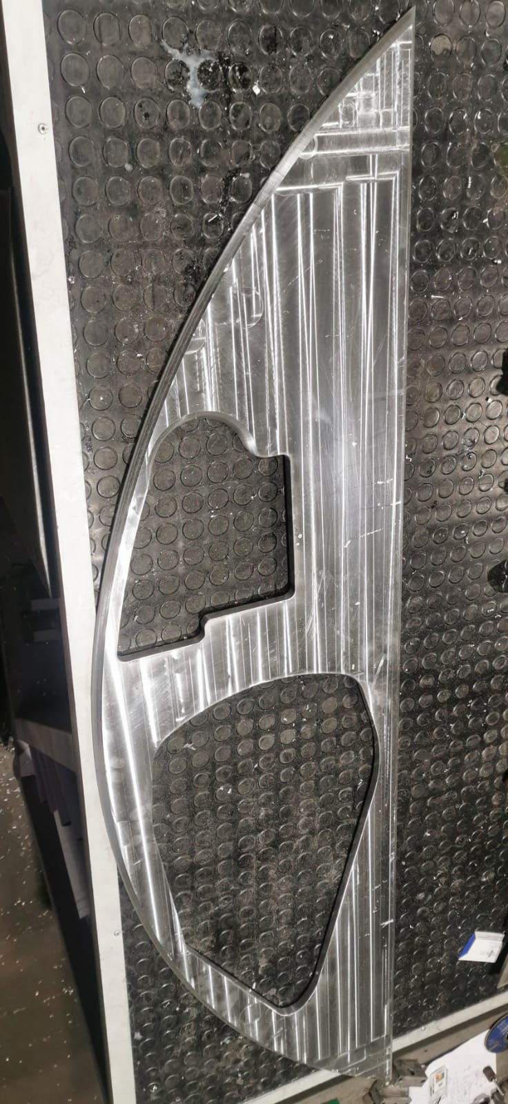 tornitura e fresatura placca di metallo