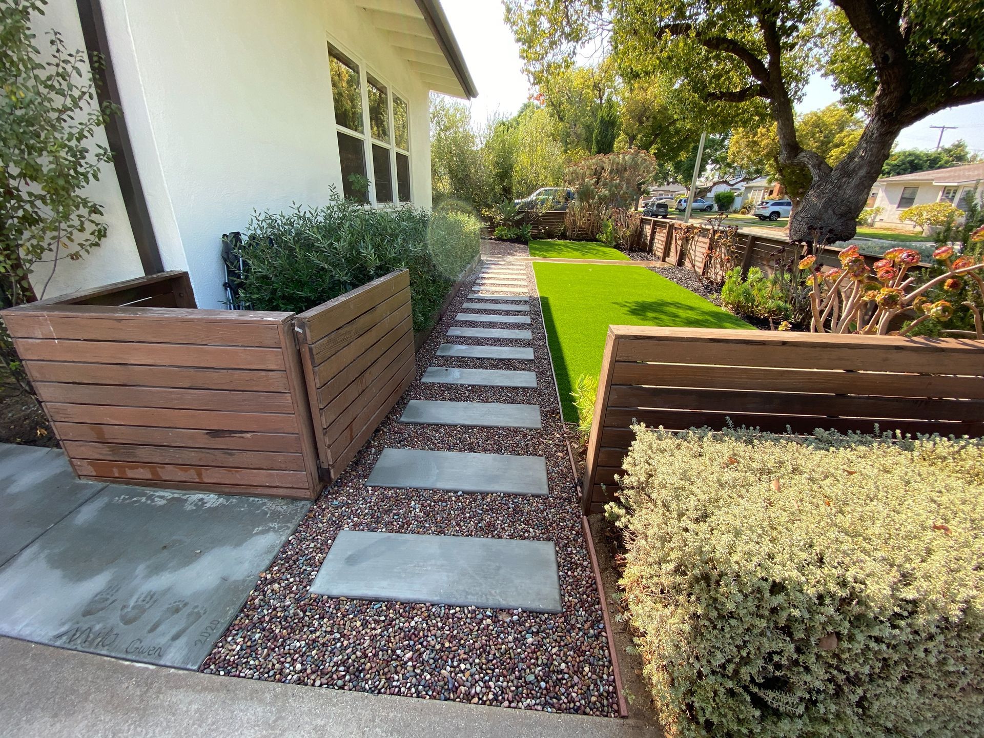 back yard curved artificial turf