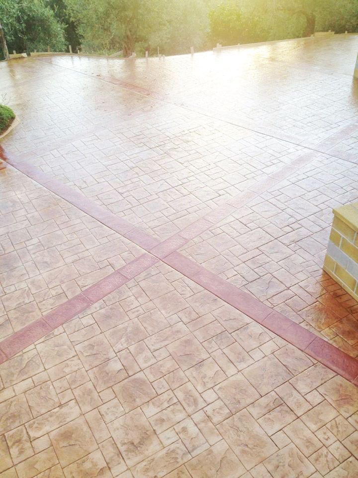 pavimento esterno in cemento stampato