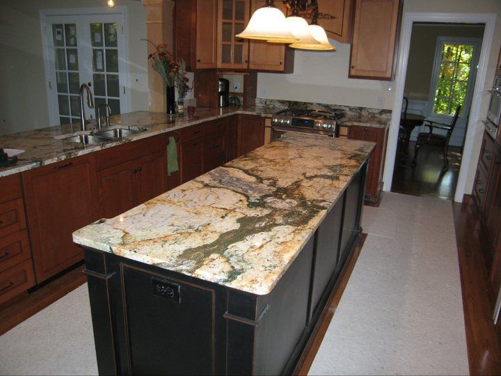 Countertop in the middle of the kitchen — Powhatan, VA — Commonwealth Countertops