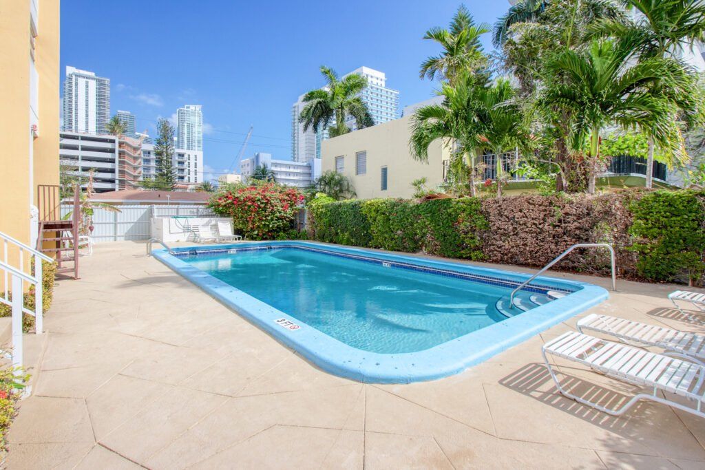 435 NE 23 ST Pool