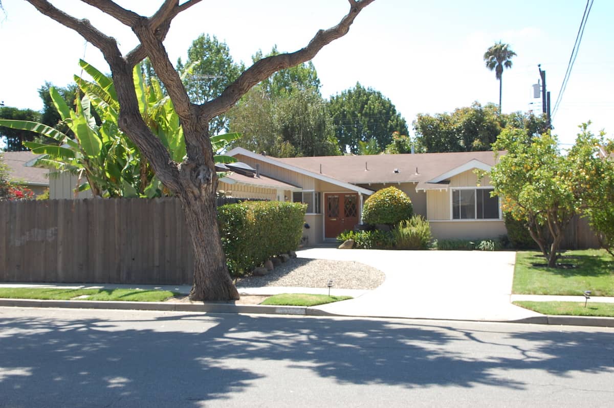 Single Family | 3 Bedroom & 2 Bath