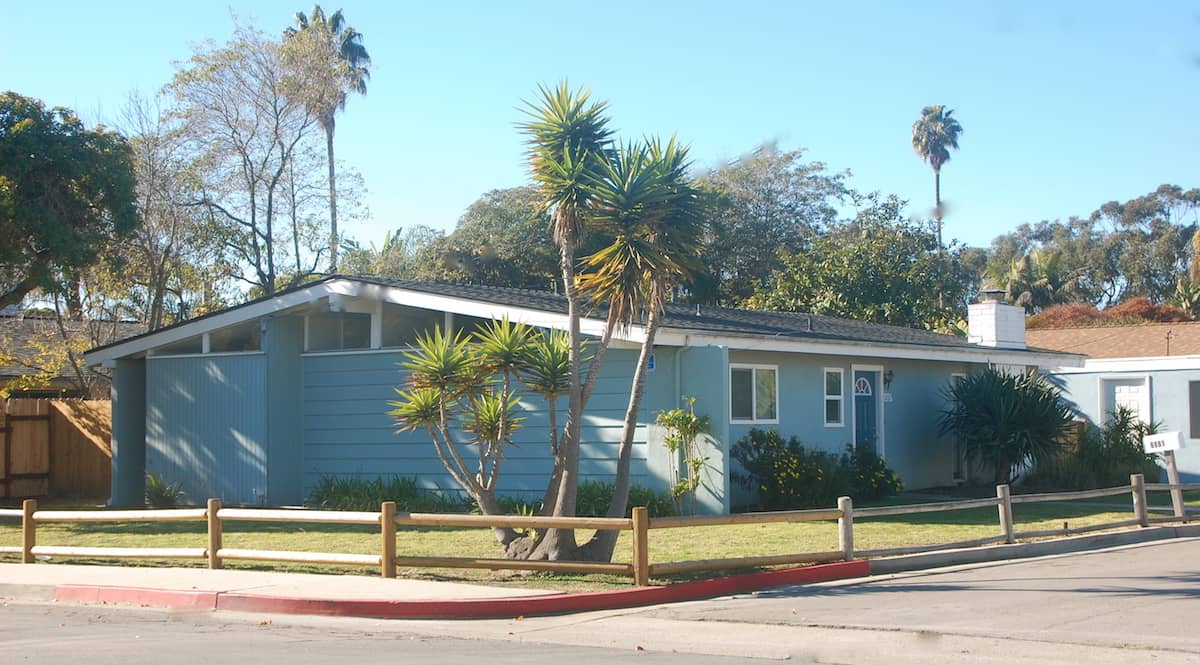 Single-Family | 3 Bedroom & 2 Bath