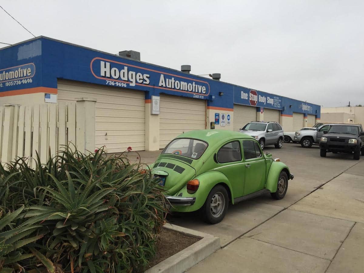 Automotive commercial space at 807, 809 & 811 Chestnut