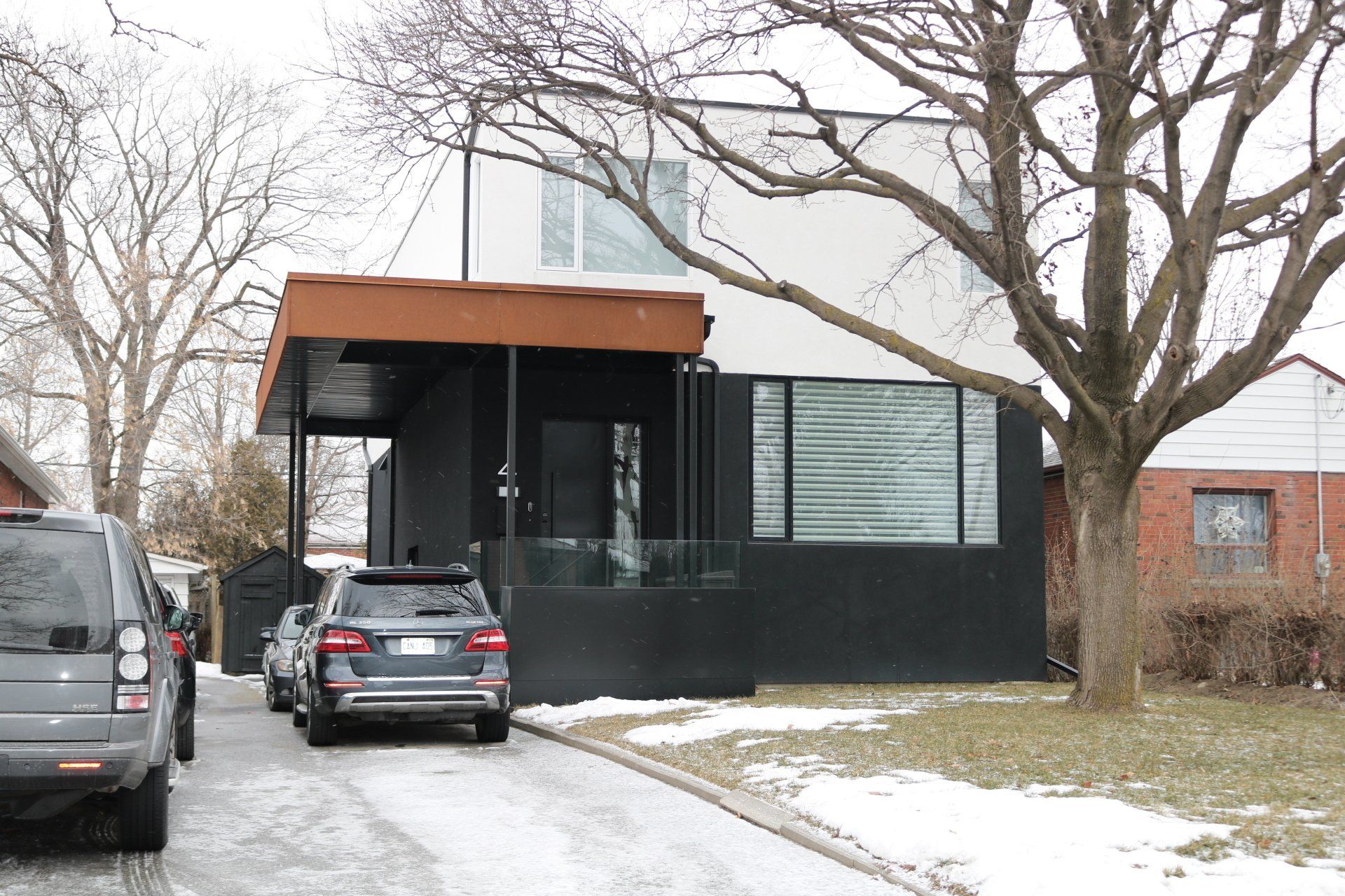 YARN ROAD - New Build