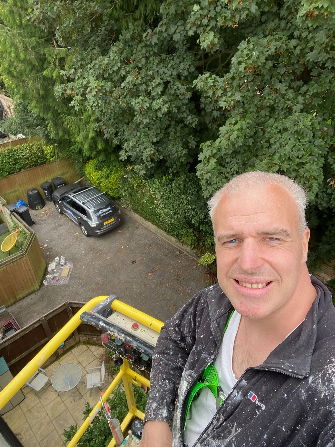 Oly Selfie Cherry Picker