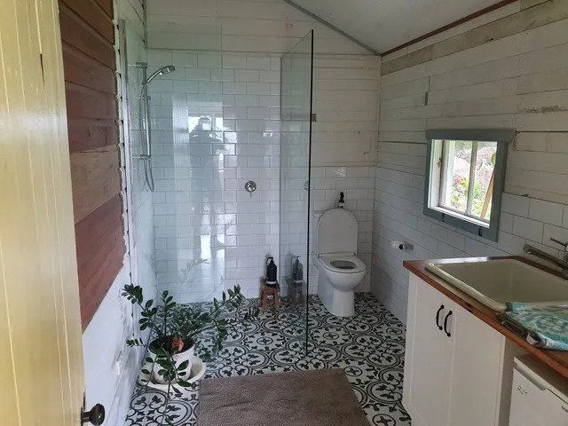 Bathroom — Builder in Mcleans Ridges, NSW