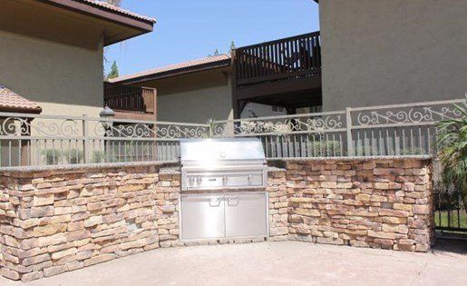 stonemark condos grill