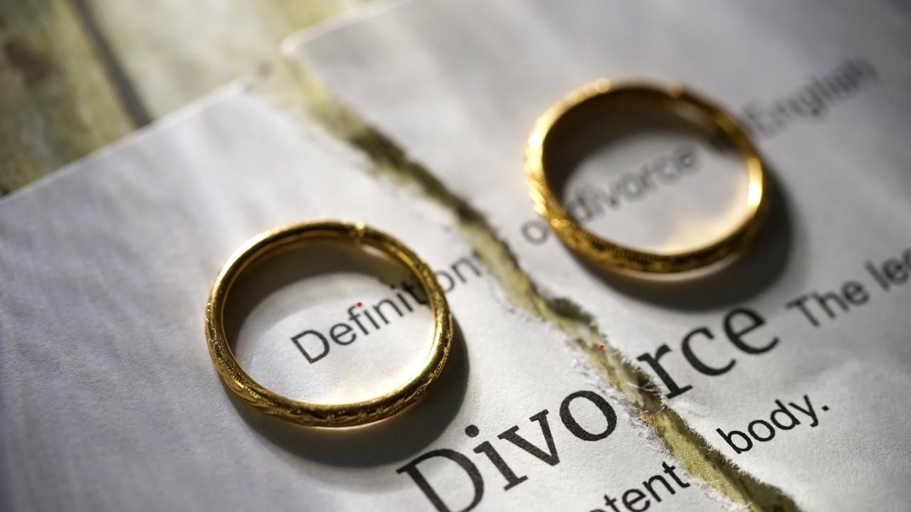 Divorce tax planning