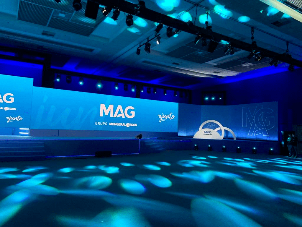 Cenário com o logotipo 