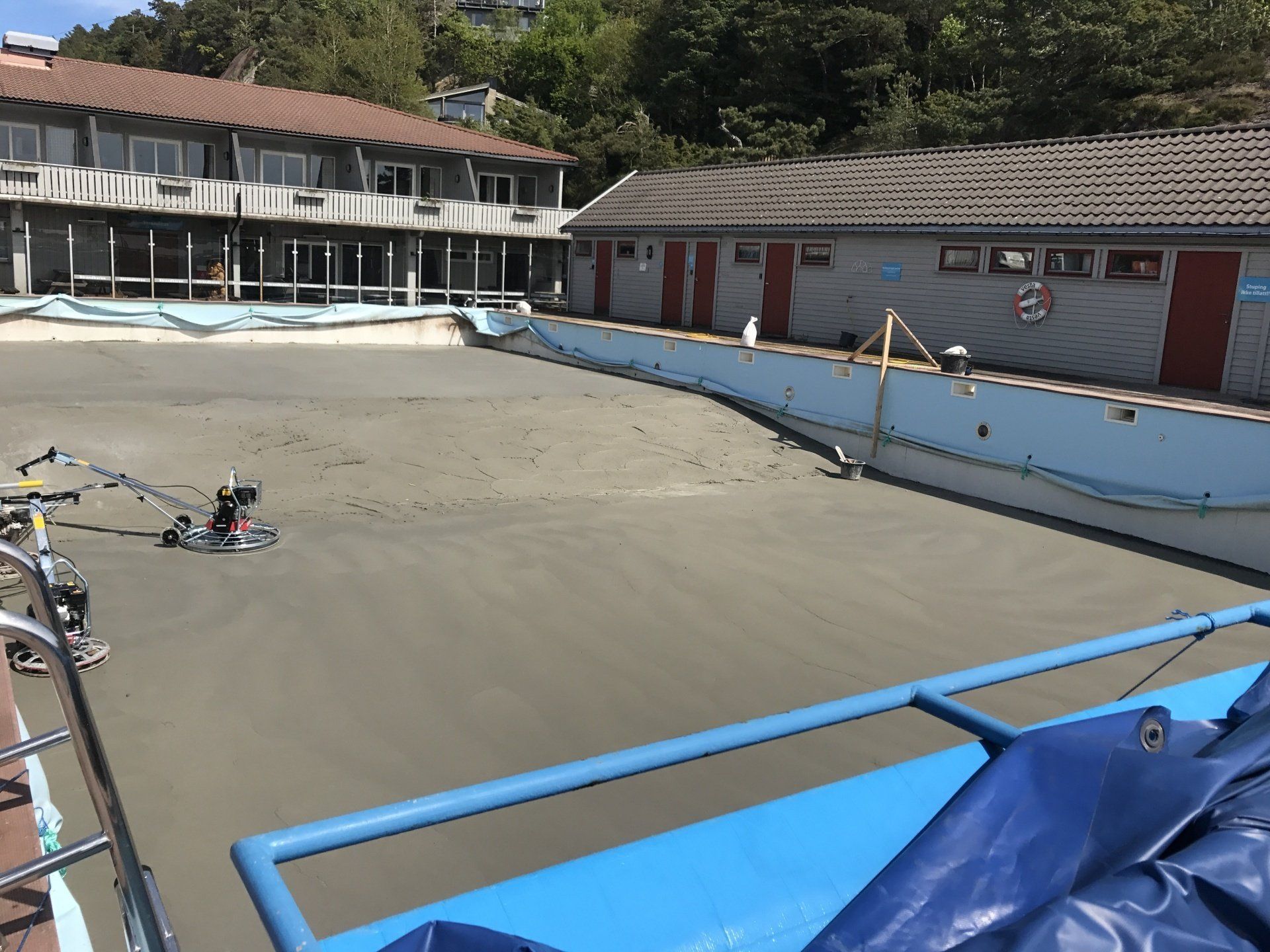 Støp og pussing av basseng i Kristiansand